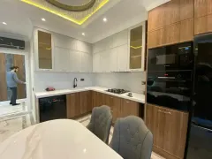 Kirayə 2 otaqlı Mənzil 110 m² Nəsimi r. – şəkil 14