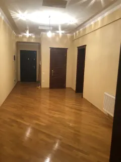 Kirayə 3 otaqlı Mənzil 150 m² Yasamal r. Elmlər Akademiyası m. – şəkil 5
