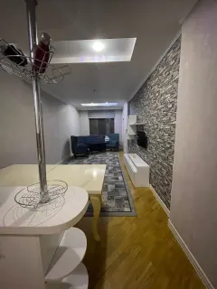 Kirayə 4 otaqlı Mənzil 180 m² Yasamal r. – şəkil 2