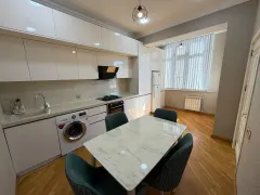 Kirayə 2 otaqlı Mənzil 70 m² Xətai r. – şəkil 6