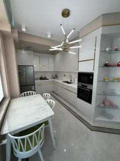 Kirayə 4 otaqlı Mənzil 160 m² Nərimanov r. – şəkil 12