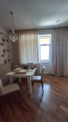 Kirayə 4 otaqlı Mənzil 200 m² Yasamal r. – şəkil 5