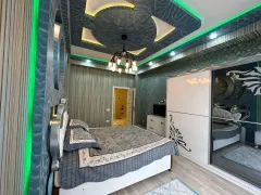 Kirayə 2 otaqlı Mənzil 95 m² Xətai r. Ağ şəhər q. – şəkil 10