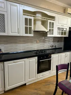 Kirayə 4 otaqlı Mənzil 166 m² Nərimanov r. – şəkil 2