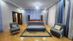 Kirayə 5 otaqlı Mənzil 220 m² Nərimanov r. Gənclik m. – şəkil 1