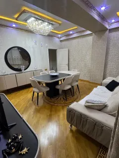 Satılır 2 otaqlı Mənzil 86 m² Yasamal r. Yeni Yasamal q. İnşaatçılar m. – şəkil 2