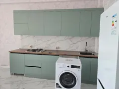 Kirayə 2 otaqlı Mənzil 85 m² Nəsimi r. – şəkil 6