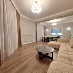 Kirayə 3 otaqlı Mənzil 144 m² Xətai r. – şəkil 2