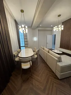 Kirayə 3 otaqlı Mənzil 130 m² Nəsimi r. – şəkil 2