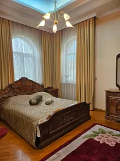 Kirayə 9 otaqlı Həyət evi / Bağ evi 700 m² Nəsimi r. – şəkil 7