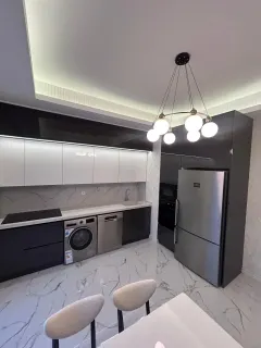 Ağ Şəhərdə Premium Kirayə Mənzil – şəkil 4