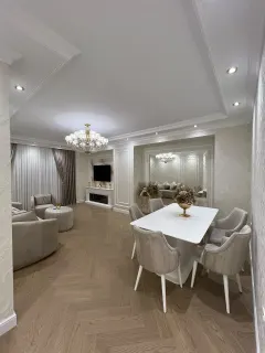 Kirayə 3 otaqlı Mənzil 150 m² Yasamal r. 8 Noyabr m. – şəkil 4