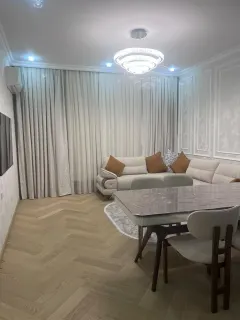 Kirayə 2 otaqlı Mənzil 80 m² Nərimanov r. – şəkil 1