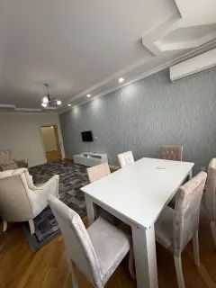Kirayə 4 otaqlı Mənzil 140 m² Yasamal r. – şəkil 7