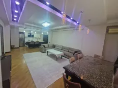 Kirayə 3 otaqlı Mənzil 120 m² Nizami r. Neftçilər m. – şəkil 13