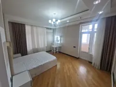 Kirayə 3 otaqlı Mənzil 120 m² Nizami r. Neftçilər m. – şəkil 2