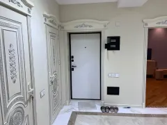 Satılır 3 otaqlı Mənzil 131 m² Nəsimi r. – şəkil 4