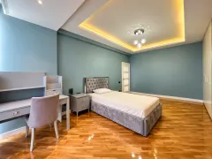Kirayə 4 otaqlı Mənzil 200 m² Nəsimi r. – şəkil 9