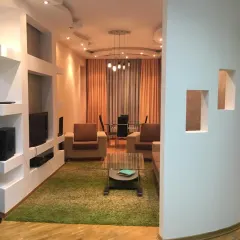 Kirayə 2 otaqlı Mənzil 70 m² Nəsimi r. – şəkil 1
