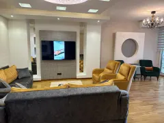 Kirayə 4 otaqlı Mənzil 235 m² Səbail r. İçərişəhər m. – şəkil 1
