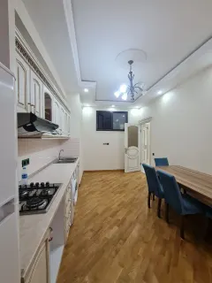 Kirayə 2 otaqlı Mənzil 90 m² Nərimanov r. – şəkil 5