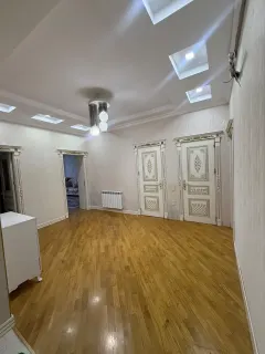 Kirayə 4 otaqlı Mənzil 140 m² Yasamal r. – şəkil 6