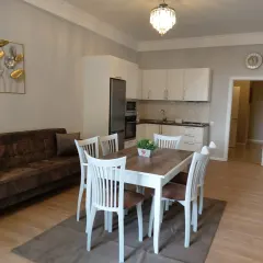 Kirayə 2 otaqlı Mənzil 90 m² Səbail r. İçərişəhər m. – şəkil 3