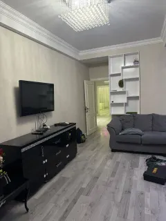 Kirayə 3 otaqlı Mənzil 120 m² Yasamal r. İnşaatçılar m. – şəkil 3