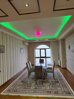 Kirayə 4 otaqlı Mənzil 165 m² Nəsimi r. – şəkil 2