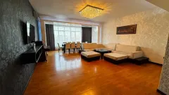 Kirayə 4 otaqlı Mənzil 180 m² Xətai r. – şəkil 1