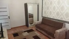 Kirayə 2 otaqlı Mənzil 40 m² Nəsimi r. – şəkil 2