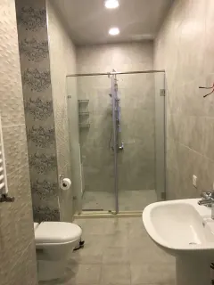 Kirayə 3 otaqlı Mənzil 165 m² Nəsimi r. – şəkil 16