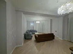 Kirayə 3 otaqlı Mənzil 130 m² Xətai r. Ağ şəhər q. – şəkil 1