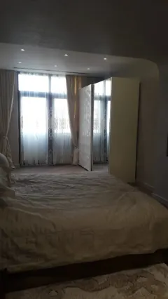 Kirayə 3 otaqlı Mənzil 180 m² Nəsimi r. – şəkil 5