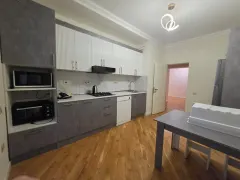 Kirayə 3 otaqlı Mənzil 130 m² Nərimanov r. – şəkil 8