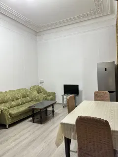 Kirayə 2 otaqlı Mənzil 60 m² Səbail r. Sahil m. – şəkil 4