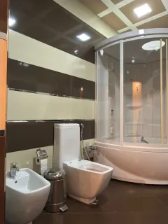 Satılır 4 otaqlı Mənzil 190 m² Nəsimi r. – şəkil 12