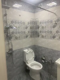 Kirayə 2 otaqlı Mənzil 70 m² Yasamal r. İnşaatçılar m. – şəkil 3
