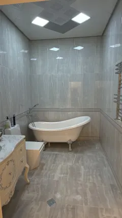 Kirayə 3 otaqlı Mənzil 200 m² Nəsimi r. – şəkil 13