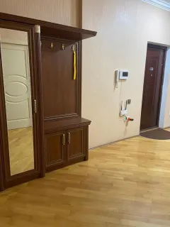 Kirayə 3 otaqlı Mənzil 150 m² Nəsimi r. – şəkil 13