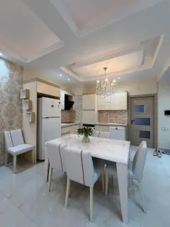 Kirayə 3 otaqlı Mənzil 100 m² Xətai r. Ağ şəhər q. – şəkil 2