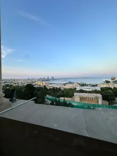 Kirayə 3 otaqlı Mənzil 130 m² Səbail r. İçərişəhər m. – şəkil 9