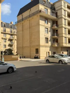 Kirayə 4 otaqlı Mənzil 150 m² Xətai r. – şəkil 10