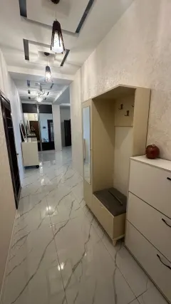 Kiralık 4 odalı Daire 240 m² Nəsimi ilçesi 28 May metro – şəkil 3