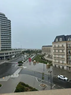 Kirayə 3 otaqlı Mənzil 100 m² Xətai r. Ağ şəhər q. – şəkil 4