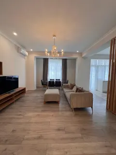 Kiralık 3 odalı Daire 96 m² Yasamal ilçesi Elmlər Akademiyası metro – şəkil 1