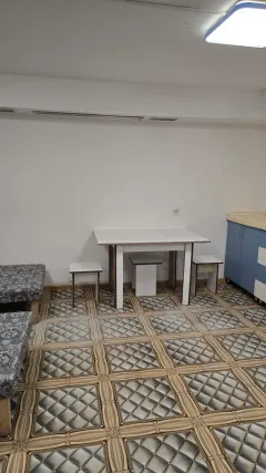 Kirayə 1 otaqlı Mənzil 40 m² Yasamal r. Elmlər Akademiyası m. – şəkil 1