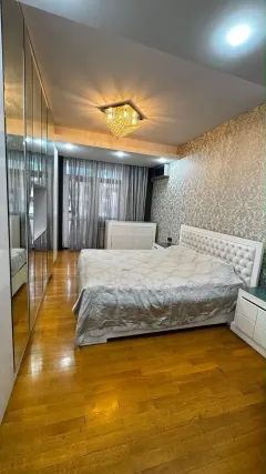 Kirayə 4 otaqlı Mənzil 180 m² Xətai r. – şəkil 18