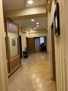 Kirayə 4 otaqlı Mənzil 170 m² Yasamal r. – şəkil 7
