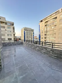Kirayə 5 otaqlı Mənzil 240 m² Nəsimi r. – şəkil 10